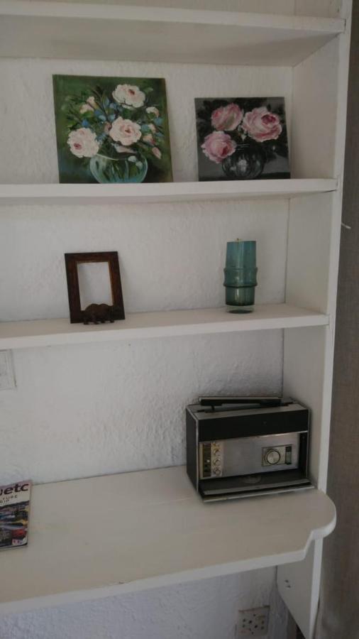 Independent Quaint Flat, Close To Beach Cape Town Bagian luar foto