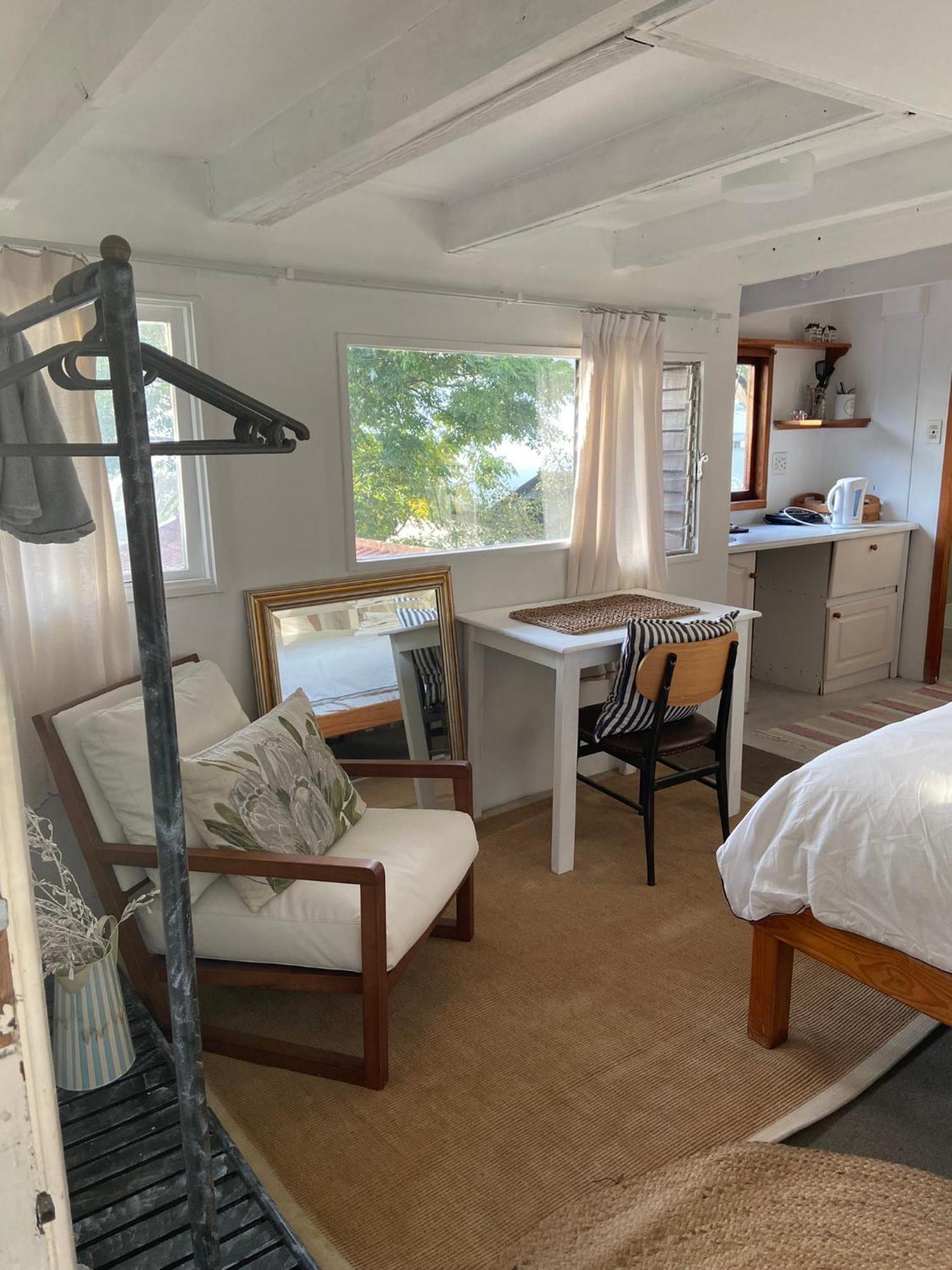 Independent Quaint Flat, Close To Beach Cape Town Bagian luar foto
