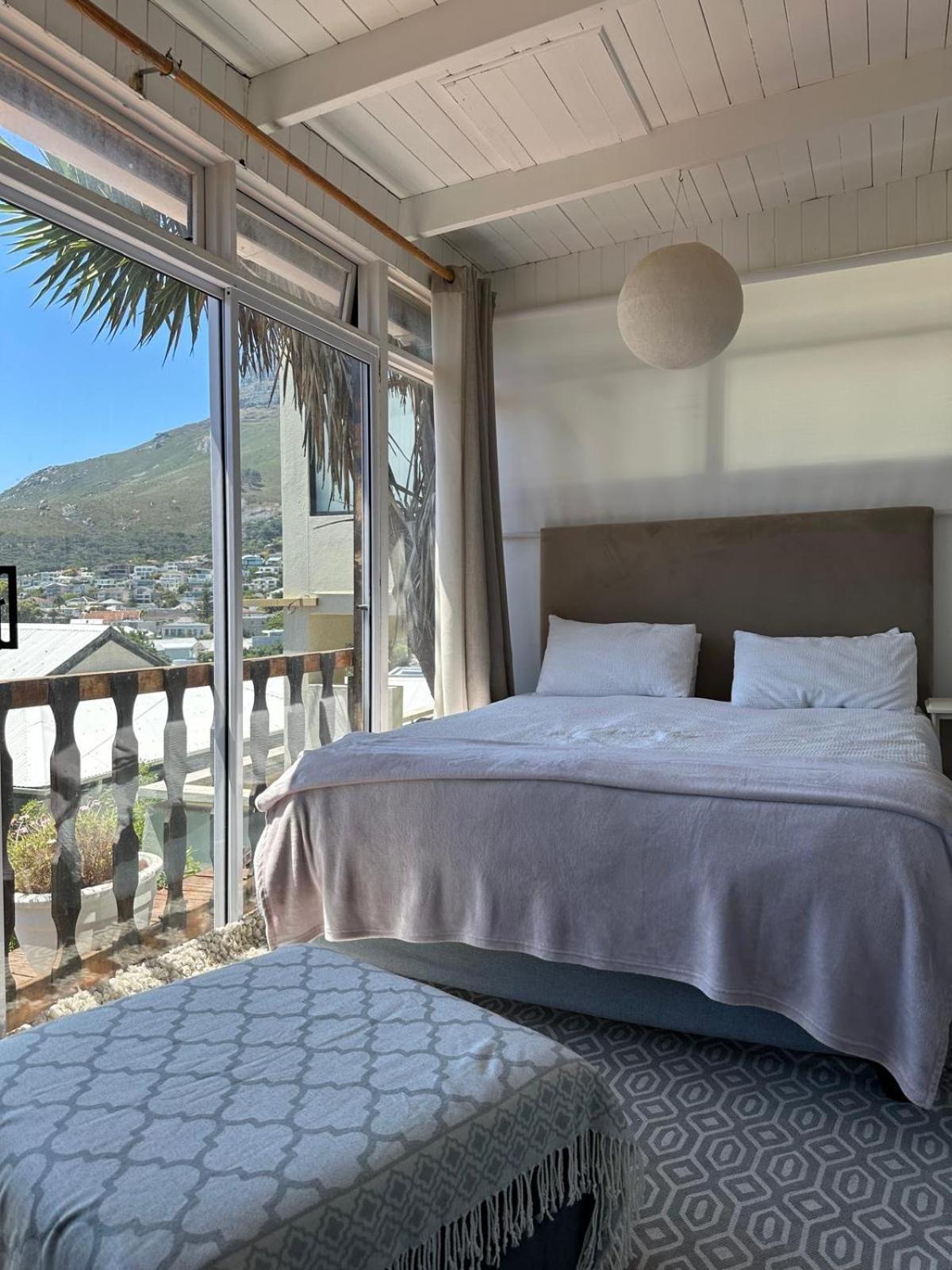 Independent Quaint Flat, Close To Beach Cape Town Bagian luar foto