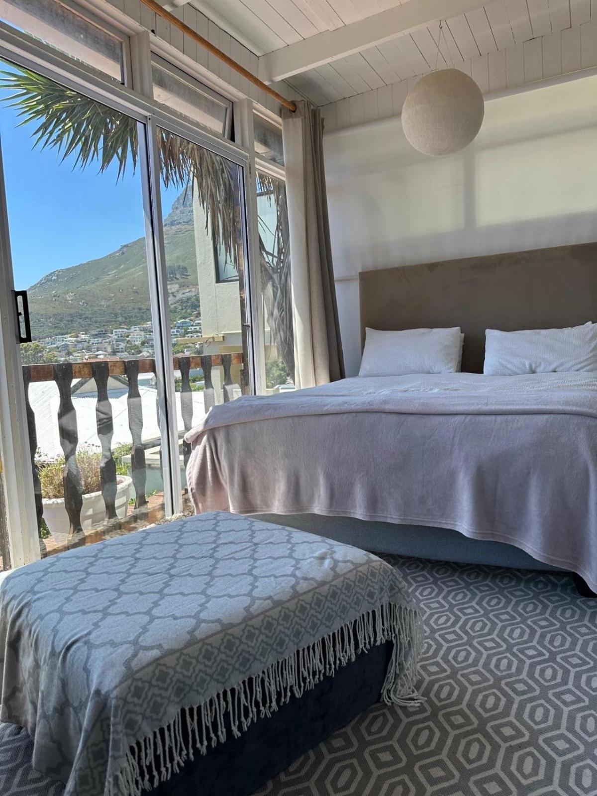 Independent Quaint Flat, Close To Beach Cape Town Bagian luar foto